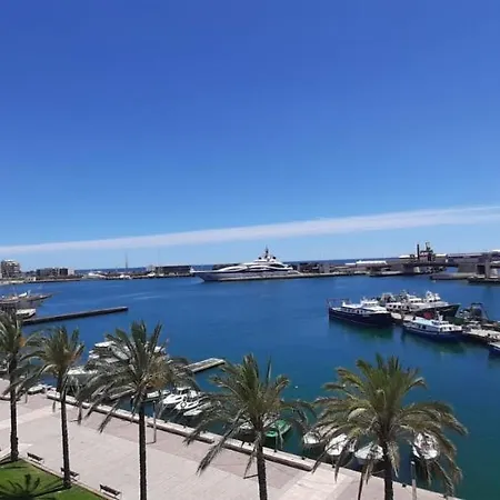 Port 4 Apartment *