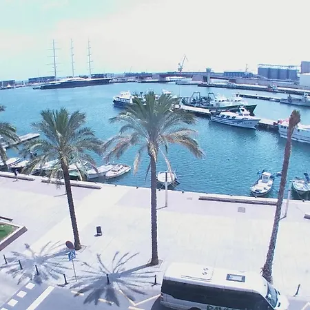 Lägenhet Port 4 *